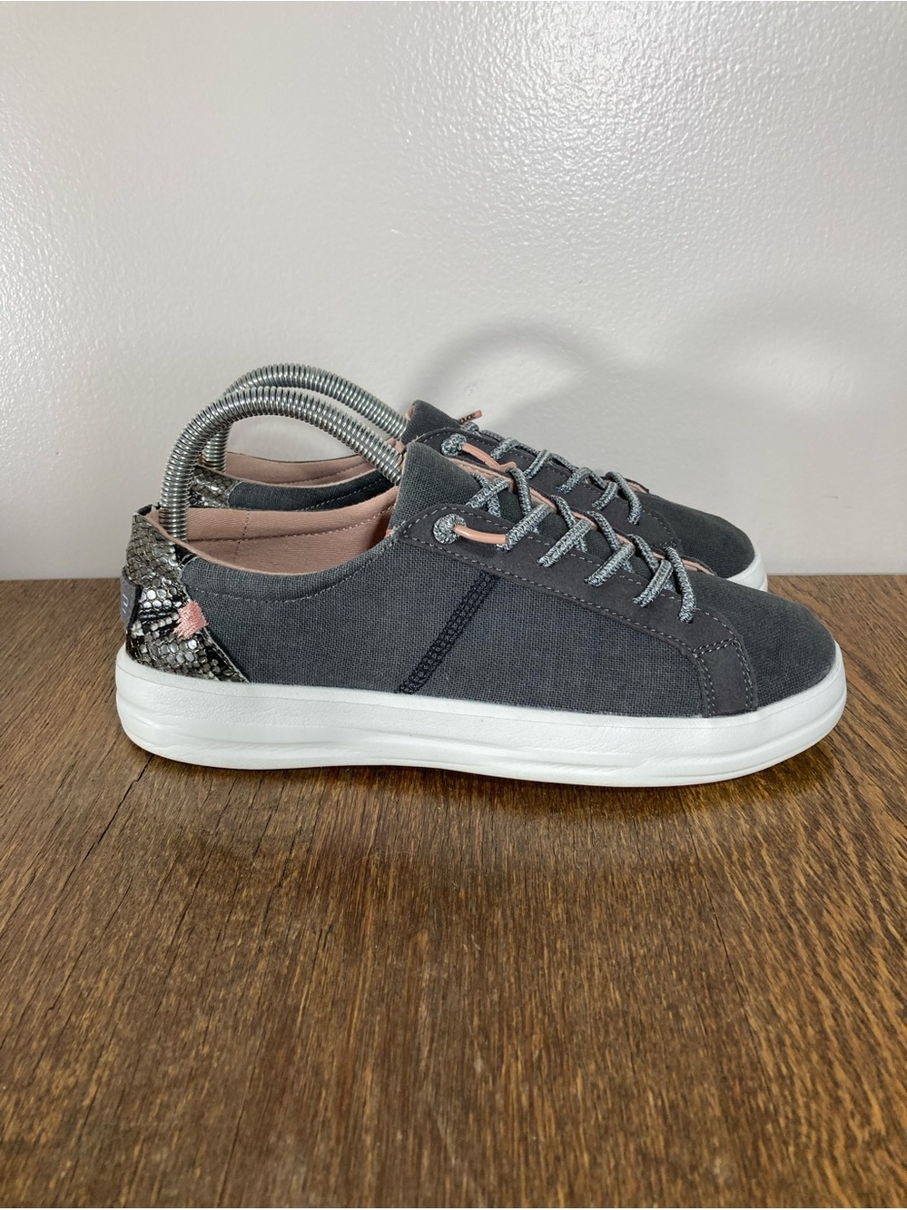 Hey Dude Karina Canvas Slip On Women’s Size 7 Jet Black